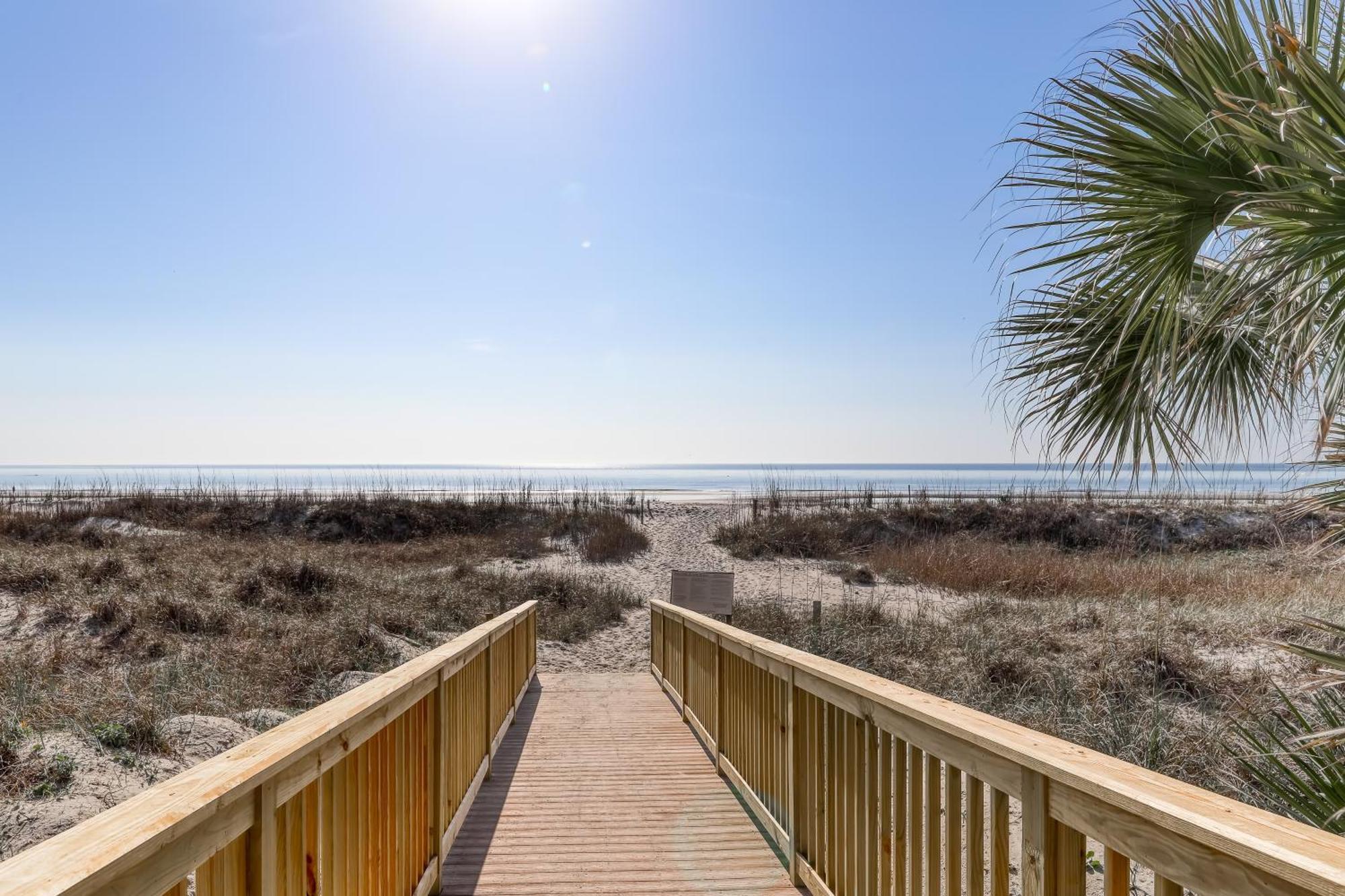 Captains Walk Condos Hilton Head Island Room photo
